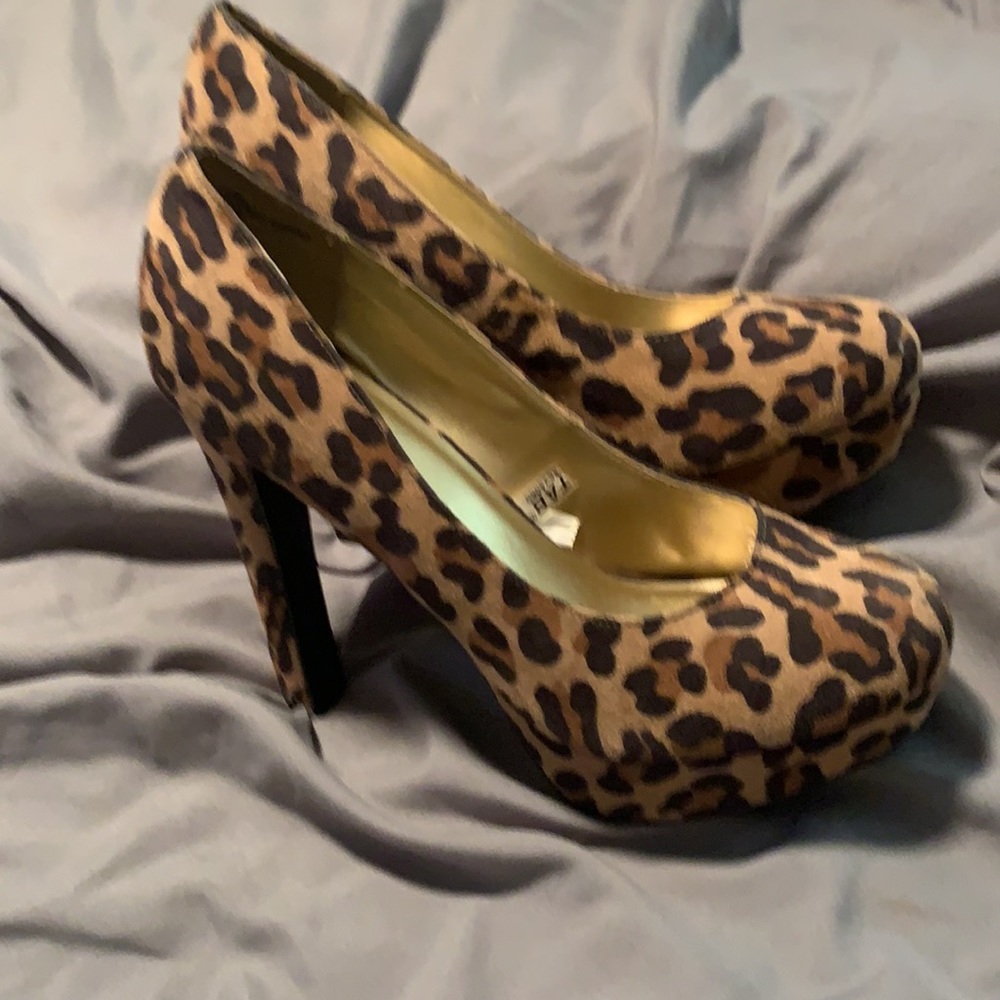 Leopard heels - Picture 4 of 7